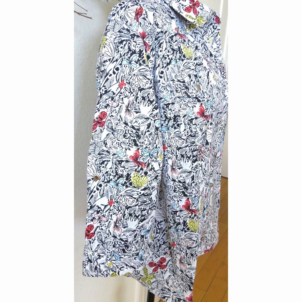 Christopher & Banks Floral and Butterfly Button Down Large NWOT - Picture 4 of 9